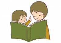 楽しそうに本を読…